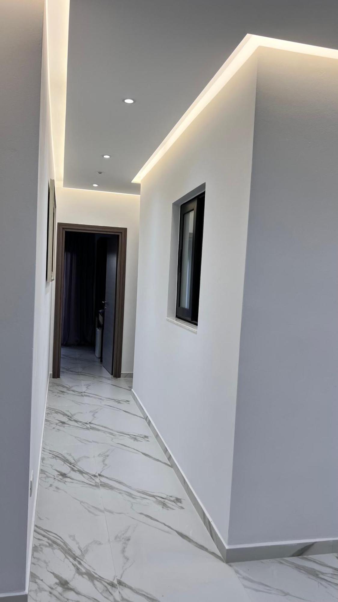 Lezet Hotel Sarandë Exterior foto